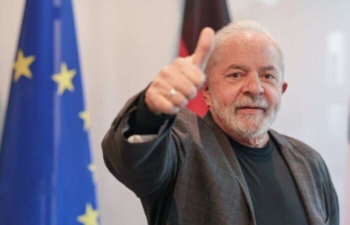 Ex-presidente Lula desembarga em Berlim para série de encontros na Europa/Foto: Ricardo Stuckert/PT Ex-presidente Lula desembarga em Berlim para série de encontros na Europa/Foto: Ricardo Stuckert/PT
