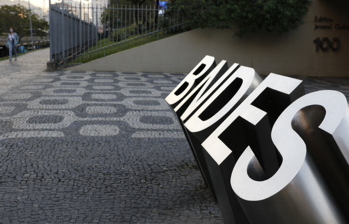 No terceiro trimestre o lucro foi de R$11,3 bilhões/Foto: Fernando Frazão/Agência Brasil No terceiro trimestre o lucro foi de R$11,3 bilhões/Foto: Fernando Frazão/Agência Brasil
