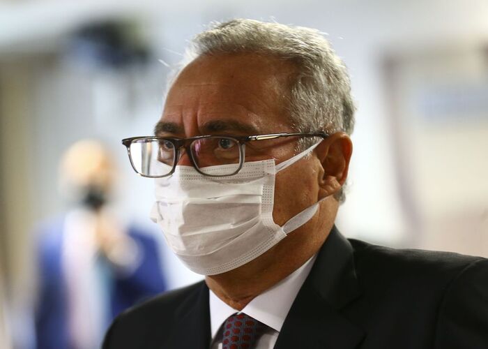 Carlos apresentou ao Supremo Tribunal Federal (STF) notícia-crime pedindo que CPI da COVID seja investigada/Marcelo Camargo/Agência Brasil Carlos apresentou ao Supremo Tribunal Federal (STF) notícia-crime pedindo que CPI da COVID seja investigada/Marcelo Camargo/Agência Brasil