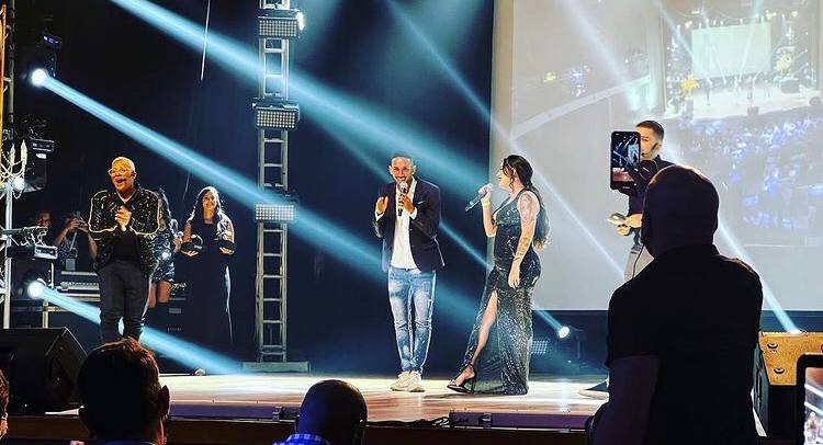 /Raphaela Santos e Tocha ganharam na categoria melhor música viral com 'Não Vou Desistir'. Foto: Reprodução/Instagram /Raphaela Santos e Tocha ganharam na categoria melhor música viral com 'Não Vou Desistir'. Foto: Reprodução/Instagram