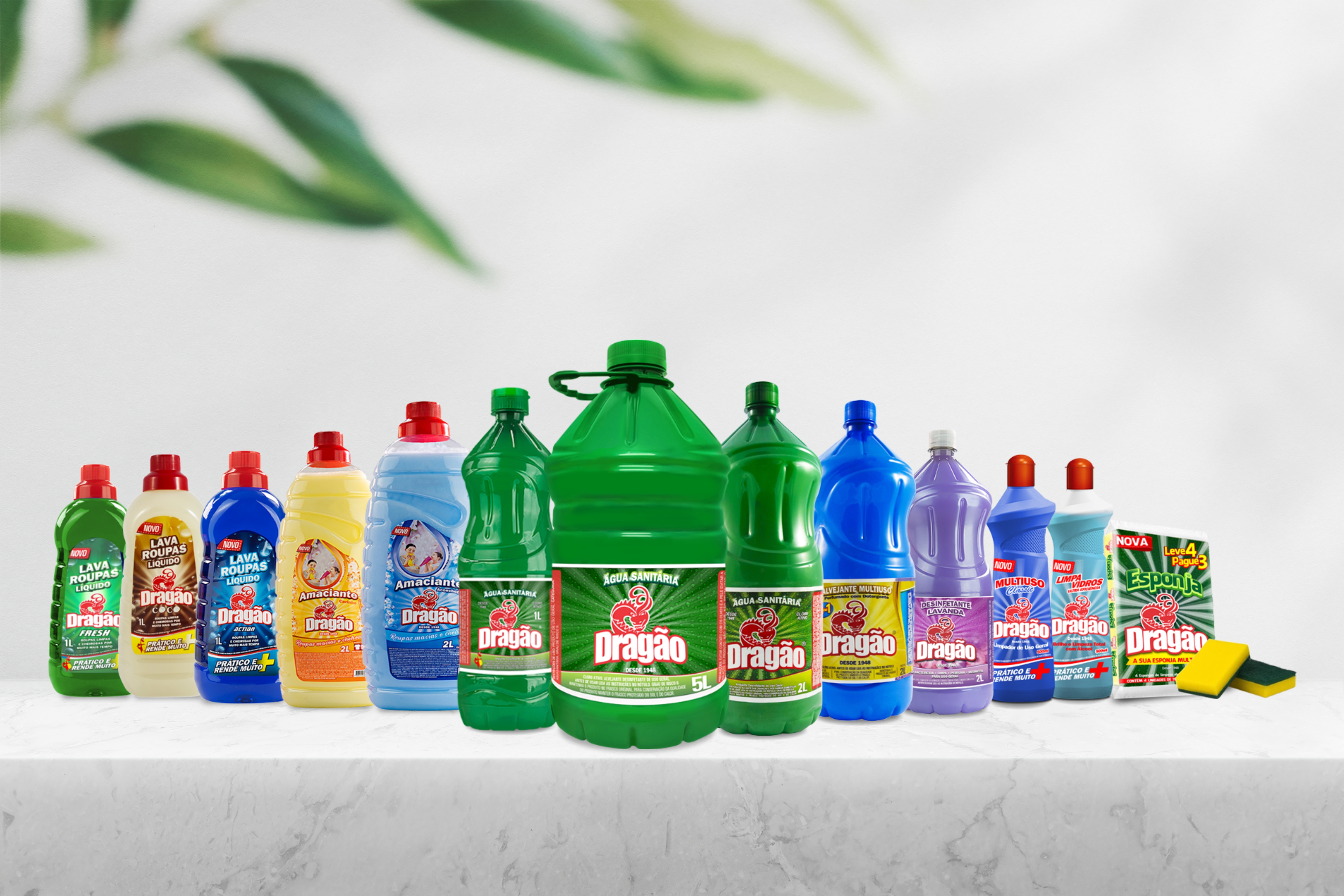 /A empresa é a primeira no mundo a produzir água sanitária em pet reciclável. Foto: Divulgação