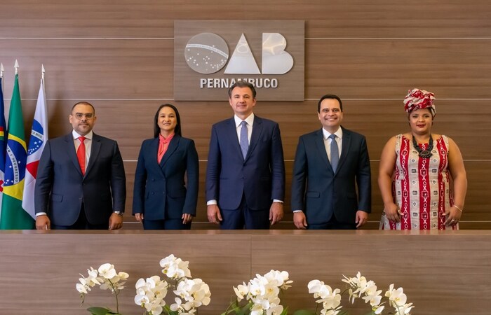 /Diretoria vai comandar a entidade no triênio 2022-2024. Foto: OAB-PE/DIVULGAÇÃO
