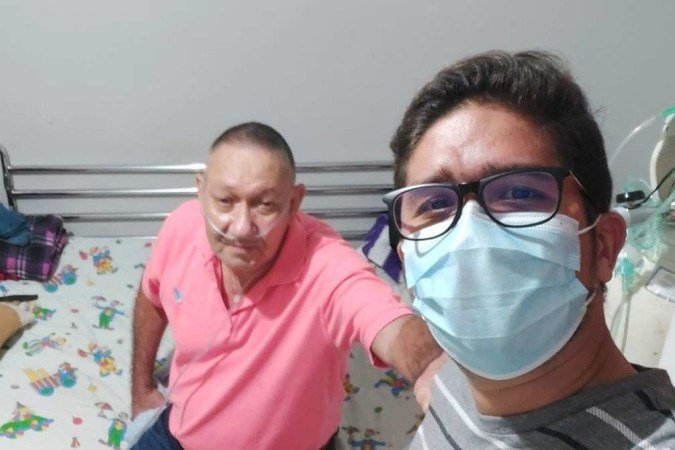 /Victor ao lado do advogado Luís Carlos Giraldo que compartilhou uma despedida: 'sua vontade será realizada'. Foto: @LuisCGiraldo/Twitter/Reprodução /Victor ao lado do advogado Luís Carlos Giraldo que compartilhou uma despedida: 'sua vontade será realizada'. Foto: @LuisCGiraldo/Twitter/Reprodução