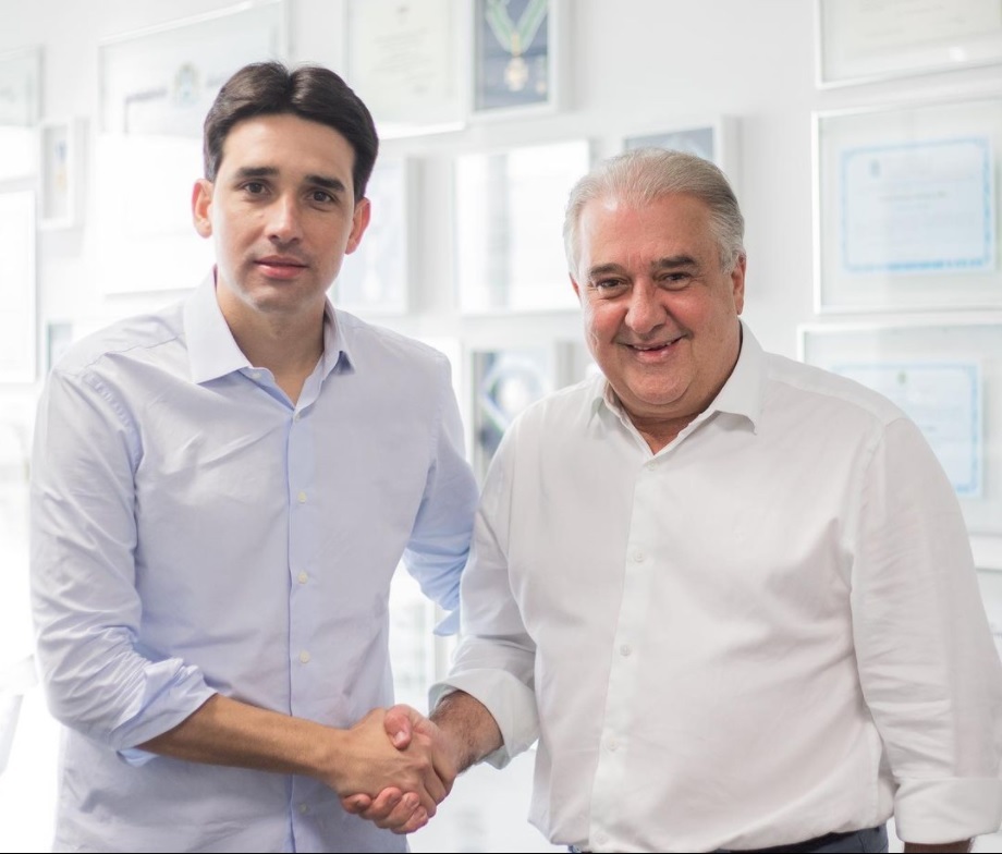 Esta semana, Sílvio Costa Filho filiou ao Republicanos o também deputado Augusto Coutinho que deixou o Solidariedade/Foto: Instagram / Sílvio Costa Filho Esta semana, Sílvio Costa Filho filiou ao Republicanos o também deputado Augusto Coutinho que deixou o Solidariedade/Foto: Instagram / Sílvio Costa Filho