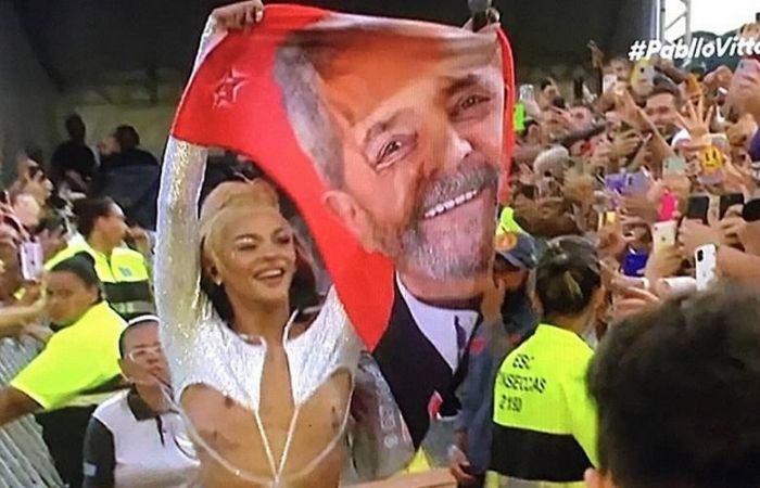 Vittar se manifestou favorável ao ex-presidente Lula (Divulgação) Vittar se manifestou favorável ao ex-presidente Lula/Divulgação