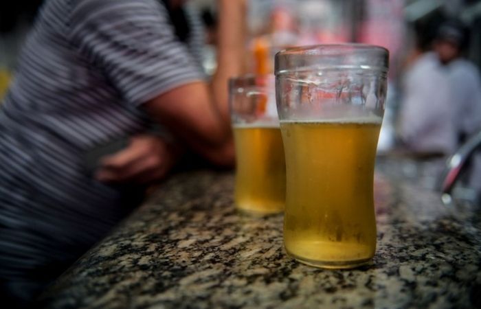 O álcool é um destaque e está presente em 52,2% dos atendimentos, segundo a pesquisa das Nações Unidas/Marcelo Camargo/Agência Brasil O álcool é um destaque e está presente em 52,2% dos atendimentos, segundo a pesquisa das Nações Unidas/Marcelo Camargo/Agência Brasil