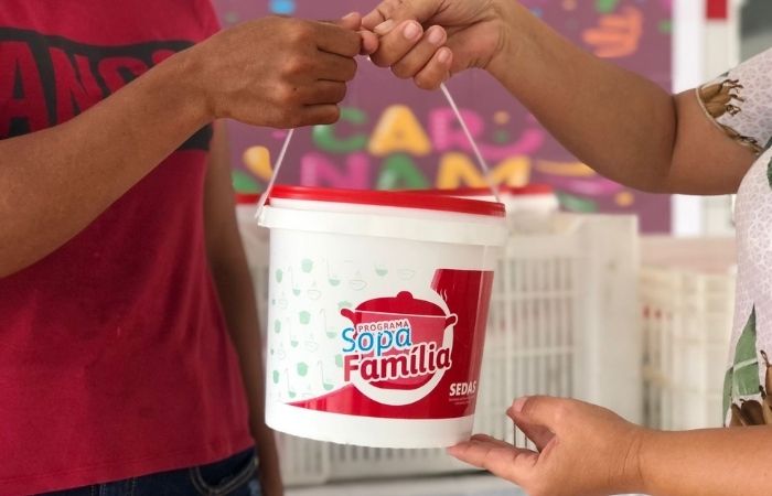 O Sopa Família funciona com sede na praça Pedro Coutinho, no centro da cidade/Divulgação O Sopa Família funciona com sede na praça Pedro Coutinho, no centro da cidade/Divulgação