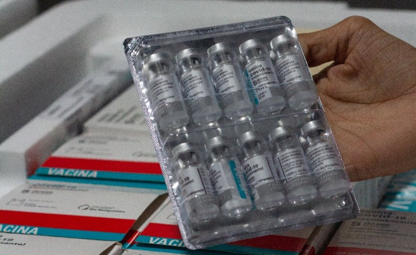 Pernambuco aplicou 18.945.568 doses de vacinas contra a Covid-19 na sua população./Miva Filho/SES-PE/Arquivo