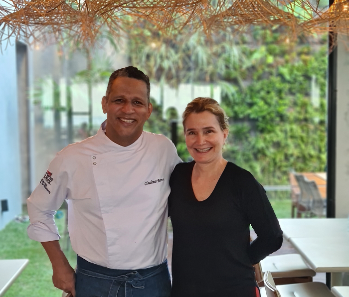 Chef Claudemir Barros e Paula Aquino.