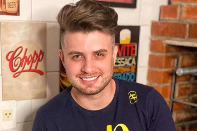 O artista também precisou de um procedimento para o controle de um sangramento; a internação ocorre no Hospital Regional de Registro/Divulgação O artista também precisou de um procedimento para o controle de um sangramento; a internação ocorre no Hospital Regional de Registro/Divulgação