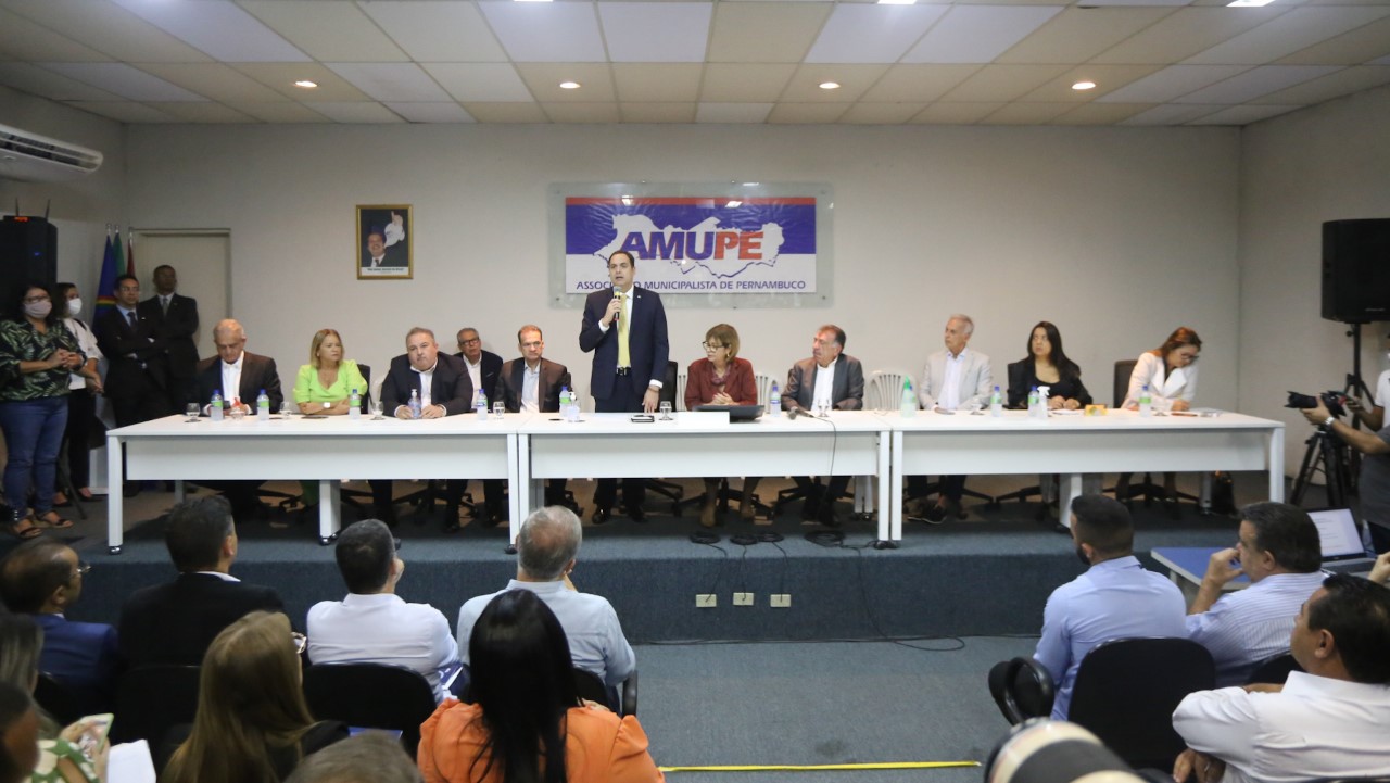 Anúncio ocorreu durante uma reunião na Amupe, em Jardim São Paulo