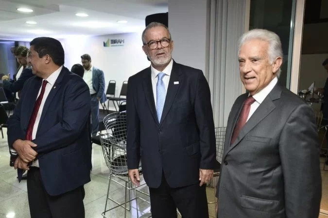 Jungmann (centro) em posse: "Não teremos tabu sobre questões ambientais"/Foto: Minervino Júnior/CB Jungmann (centro) em posse: "Não teremos tabu sobre questões ambientais"/Foto: Minervino Júnior/CB