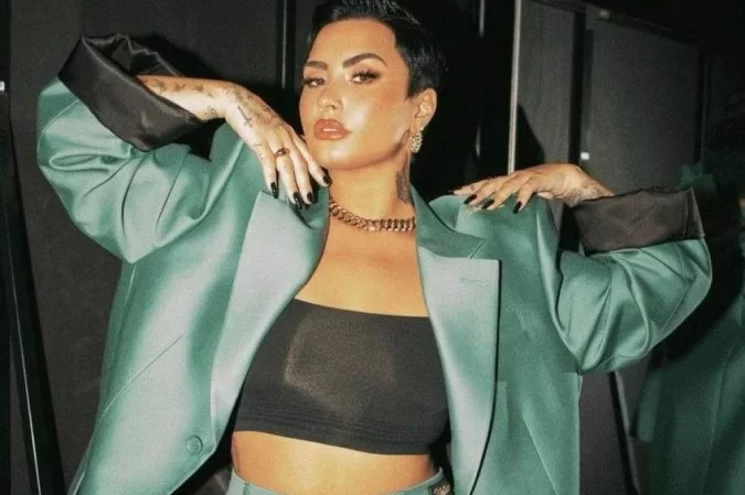 Demi Lovato também falou sobre a música nos stories do Instagram/Foto: Reprodução/Instagram Demi Lovato também falou sobre a música nos stories do Instagram/Foto: Reprodução/Instagram