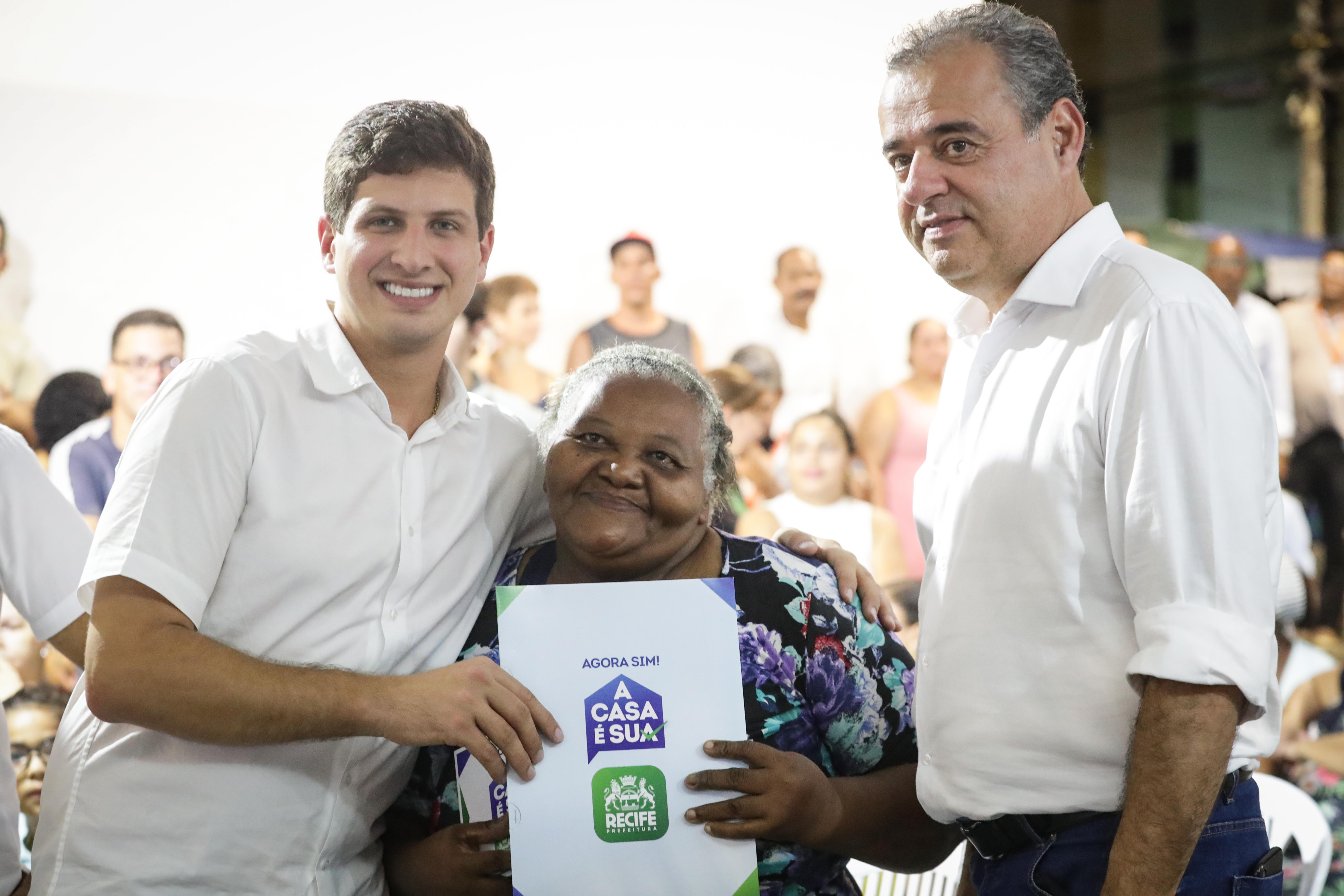 o habitacional foi construído dentro do programa de saneamento integrado PAC Beberibe, e é dividido em dois blocos com 32 apartamentos cada./Rodolfo Loepert/PCR