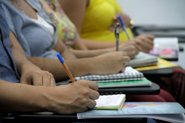 Serão ofertadas 99 bolsas integrais de estudos em cursos de nível superior e 159 em ensino técnico, com valor estimado em R$ 16 milhões./Miva Filho/SES-PE
