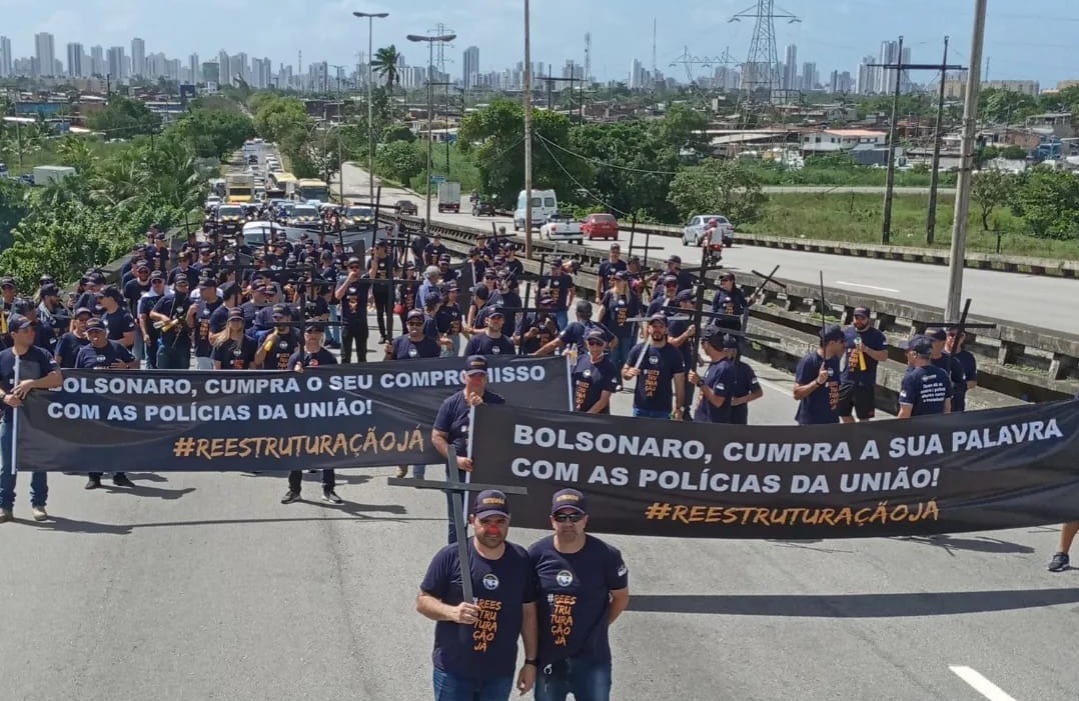 PRFs pedem valorização da carreira, e denunciam perdas ao longo dos últimos três anos, destacando a reforma da previdência./Reprodução
