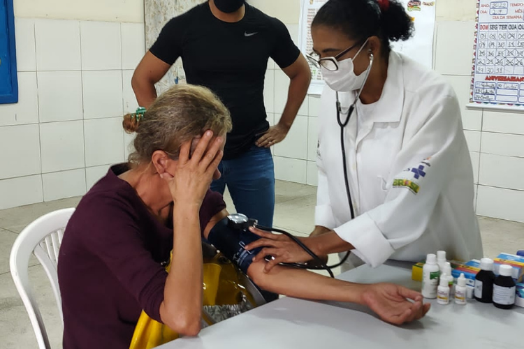 Igarassu reforçou a equipe do SAMU e ambulâncias, para atender os chamados da população/Divulgação Igarassu reforçou a equipe do SAMU e ambulâncias, para atender os chamados da população/Divulgação