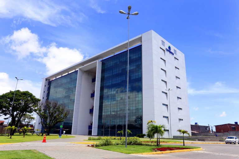 Equipes da Companhia est&atilde;o atuando, desde o &uacute;ltimo s&aacute;bado (28), em servi&ccedil;os eletromec&acirc;nicos, de rede e manuten&ccedil;&atilde;o./Compesa/Reprodu&ccedil;&atilde;o