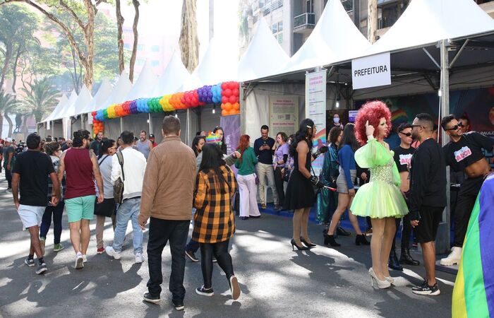 Evento tem gastronomia, artesanato e workshop com temáticas LGBT/Rovena Rosa/Agência Brasil Evento tem gastronomia, artesanato e workshop com temáticas LGBT/Rovena Rosa/Agência Brasil