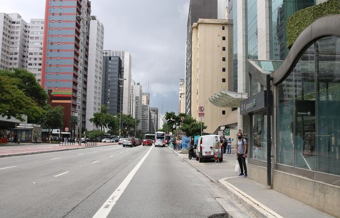 Serão recuperados 5,8 milhões de metros quadrados de vias na cidade/Rovena Rosa/Agência Brasil Serão recuperados 5,8 milhões de metros quadrados de vias na cidade/Rovena Rosa/Agência Brasil