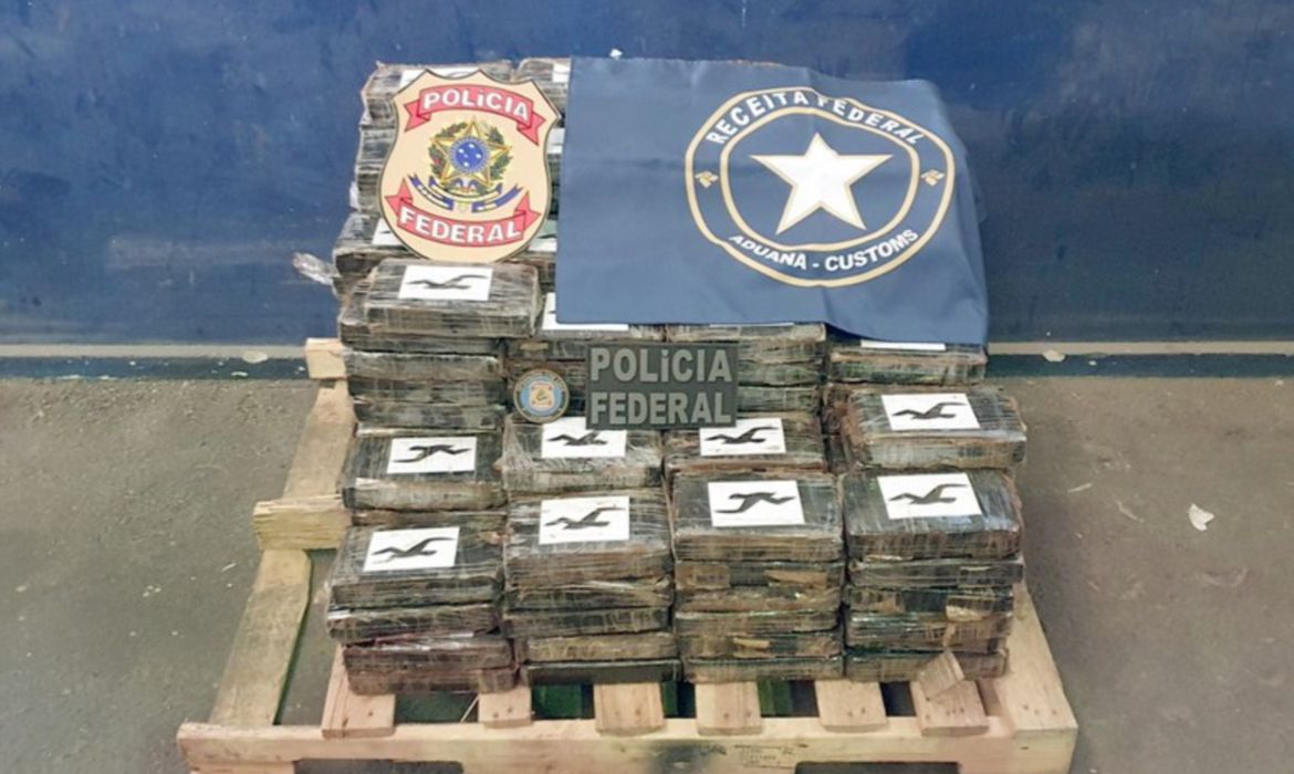Ponto de partida virou alternativa à fiscalização do Porto de Santos/Divulgação/Polícia Federal Ponto de partida virou alternativa à fiscalização do Porto de Santos/Divulgação/Polícia Federal