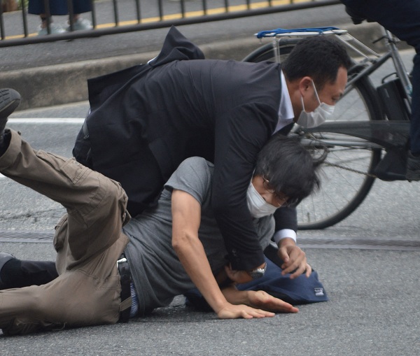 (Foto: STR / Yomiuri Shimbun / AFP) /Foto: STR / Yomiuri Shimbun / AFP