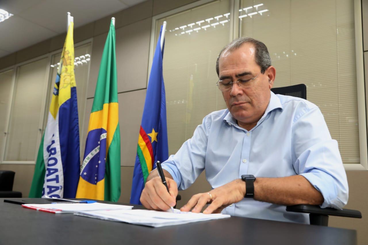 Prefeito Mano Medeiros, admite que pode trocar o PL de Bolsonaro pelo PSD da governadora