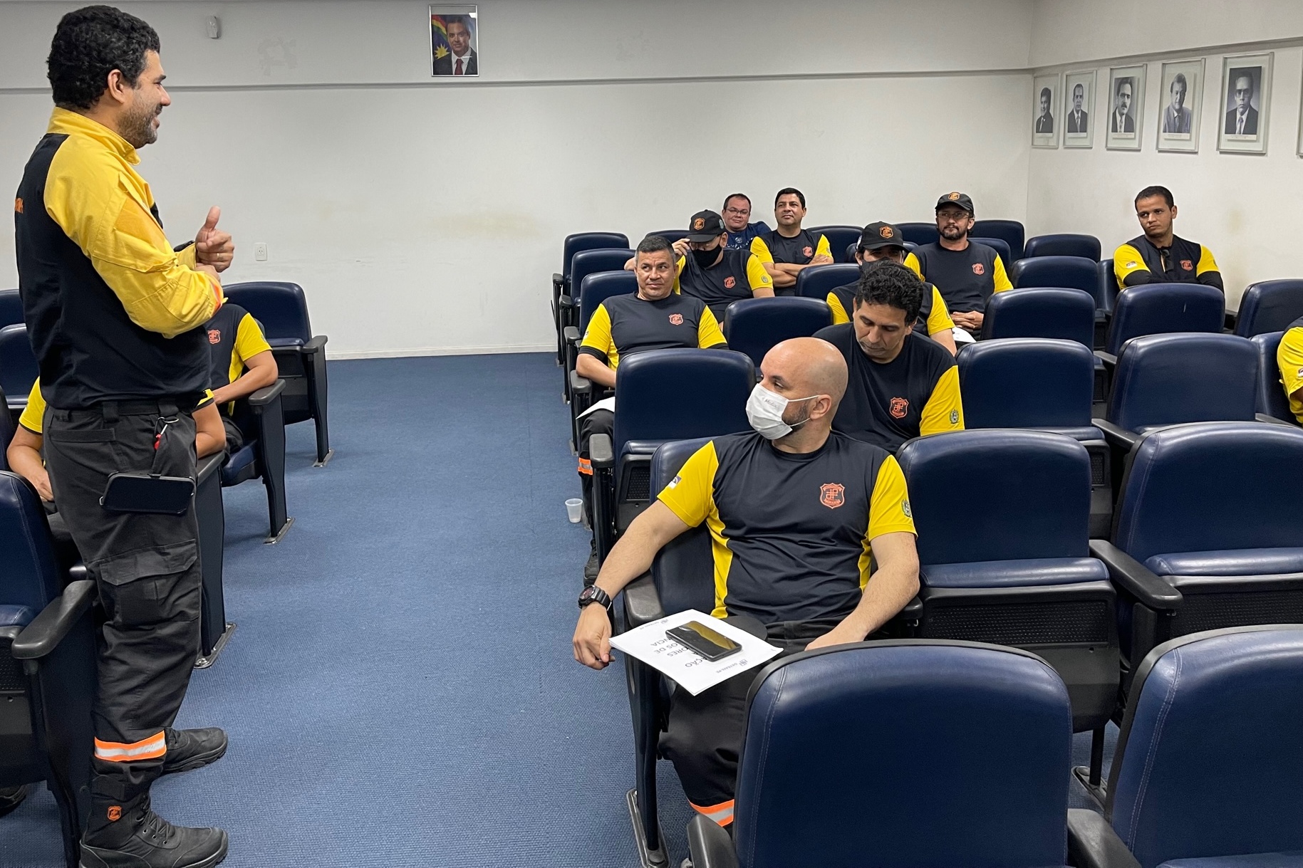 O programa do curso envolve direção defensiva, legislação de trânsito, relacionamento interpessoal e noções de primeiros socorros, respeito ao meio ambiente e convívio social/Paulo Maciel O programa do curso envolve direção defensiva, legislação de trânsito, relacionamento interpessoal e noções de primeiros socorros, respeito ao meio ambiente e convívio social/Paulo Maciel