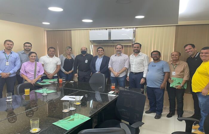 /Encontro estreitou o relacionamento entre as duas maiores centrais de abastecimento de Pernambuco. Foto: Divulgação.