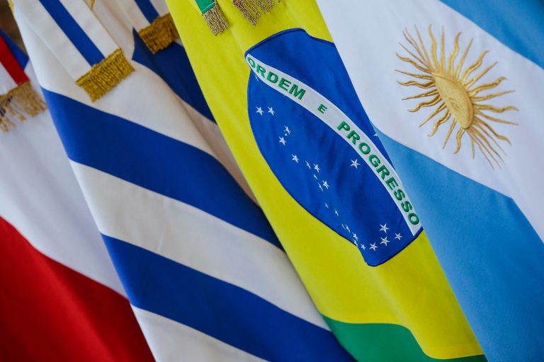 /Aditivo foi assinado em 2018 para complementar acordo que entrou em vigor no ano anterior. Foto: Isac Nóbrega/Presidência da República /Aditivo foi assinado em 2018 para complementar acordo que entrou em vigor no ano anterior. Foto: Isac Nóbrega/Presidência da República