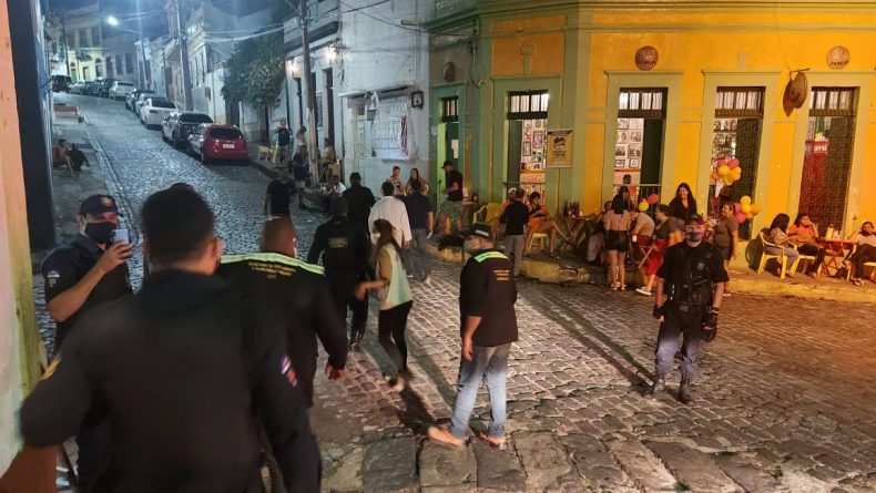 Ação é educativa e promete ordenar estabelecimentos formais e informais/PMO Ação é educativa e promete ordenar estabelecimentos formais e informais/PMO