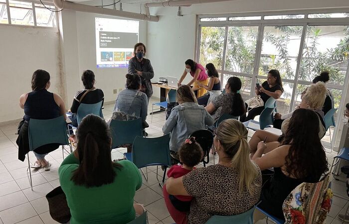 /Oficina do Fala pra Gente/Comunicadores Digitais da Rocinha /Oficina do Fala pra Gente/Comunicadores Digitais da Rocinha
