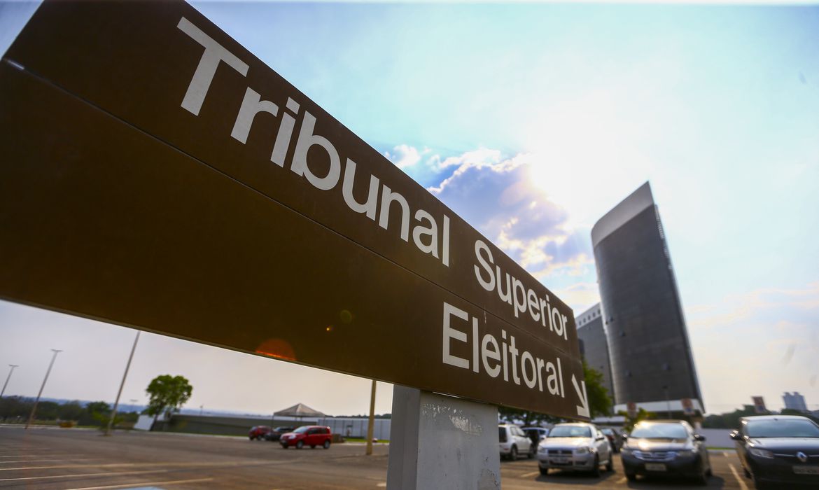 /Técnicos explicaram funcionamento das etapas de fiscalização. Foto: Marcelo Camargo/Agência Brasil /Técnicos explicaram funcionamento das etapas de fiscalização. Foto: Marcelo Camargo/Agência Brasil