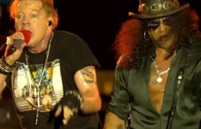 Axl Rose e Slash incendiaram o p&uacute;blico com quase tr&ecirc;s horas de hits/Multishow/Reprodu&ccedil;&atilde;o