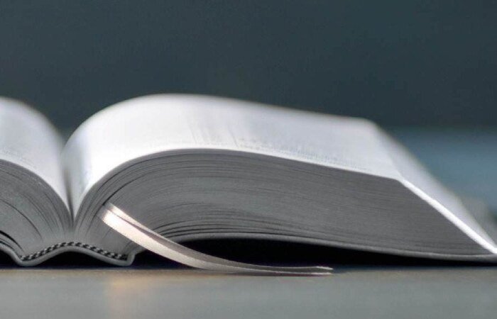 Um aplicativo foi desenvolvido pelas Testemunhas de Jeová para que os surdos tenham autonomia ao estudar a Bíblia/Crédito: Reprodução/JW.Org Um aplicativo foi desenvolvido pelas Testemunhas de Jeová para que os surdos tenham autonomia ao estudar a Bíblia/Crédito: Reprodução/JW.Org