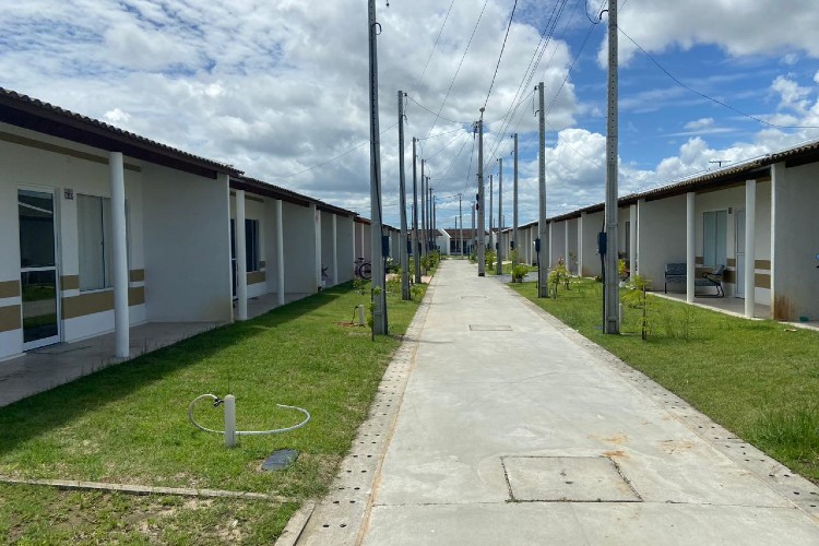 O projeto apresentado prev&ecirc; a constru&ccedil;&atilde;o de 353 casas em formato de condom&iacute;nio./Divulga&ccedil;&atilde;o
