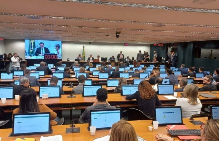 O texto %u2014 que prevê o valor do orçamento para a receita primária total bruta do Brasil em 2023 %u2014 vai ao plenário em 16 de dezembro/Crédito: Marco Antonio/Ascom CMO O texto %u2014 que prevê o valor do orçamento para a receita primária total bruta do Brasil em 2023 %u2014 vai ao plenário em 16 de dezembro/Crédito: Marco Antonio/Ascom CMO