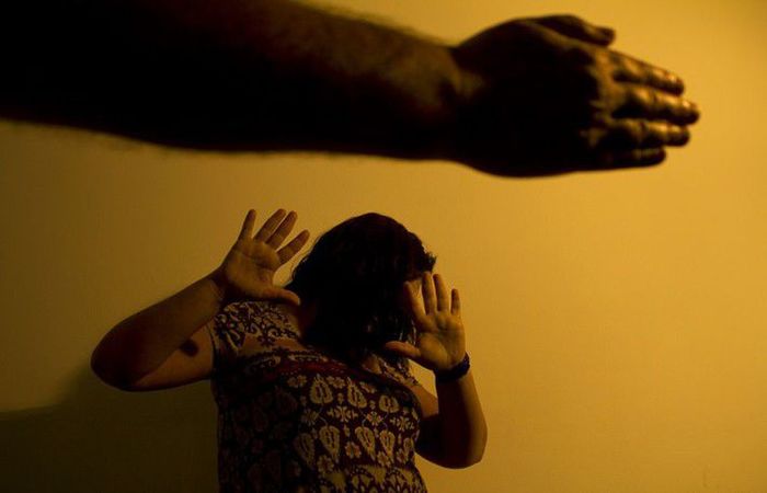 Mulheres negras permanecem entre as principais vítimas de feminicídio e figuram em 67% dos casos notificados/Divulgação Mulheres negras permanecem entre as principais vítimas de feminicídio e figuram em 67% dos casos notificados/Divulgação