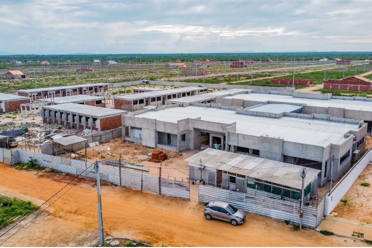 A nova unidade educacional que está com 75% das obras concluídas irá facilitar o acesso das mães dos futuros alunos ao mercado de trabalho/Deivid Menezes A nova unidade educacional que está com 75% das obras concluídas irá facilitar o acesso das mães dos futuros alunos ao mercado de trabalho/Deivid Menezes