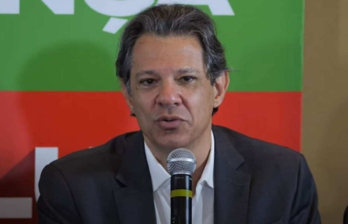 Ex-prefeito de São Paulo é um dos cotados para assumir o Ministério da Fazenda no governo do presidente eleito Luiz Inácio Lula da Silva. Ele falou nesta sexta-feira (25) durante evento da Febraban/Crédito: Reprodução/Youtube @Lula Ex-prefeito de São Paulo é um dos cotados para assumir o Ministério da Fazenda no governo do presidente eleito Luiz Inácio Lula da Silva. Ele falou nesta sexta-feira (25) durante evento da Febraban/Crédito: Reprodução/Youtube @Lula