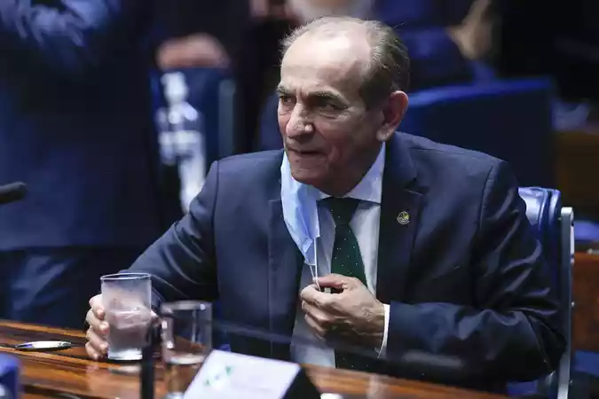 Para Marcelo Castro, a proposta de emenda à PEC do senador Tasso Jereissati como alternativa à PEC da Transição é insuficiente/Jefferson Rudy/Agência Senado