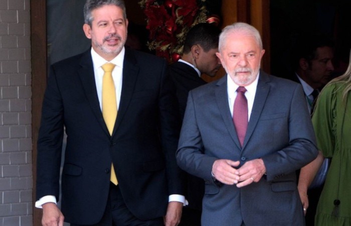 Também no hotel, na tarde desta quarta-feira (30/11), Lula conversará com o presidente do Senado, Rodrigo Pacheco (PSD-MG), com a mesma pauta. Essa é a segunda vez que Lula se encontra com os dois políticos/Crédito: ED ALVES/CB/D.A.Press Também no hotel, na tarde desta quarta-feira (30/11), Lula conversará com o presidente do Senado, Rodrigo Pacheco (PSD-MG), com a mesma pauta. Essa é a segunda vez que Lula se encontra com os dois políticos/Crédito: ED ALVES/CB/D.A.Press