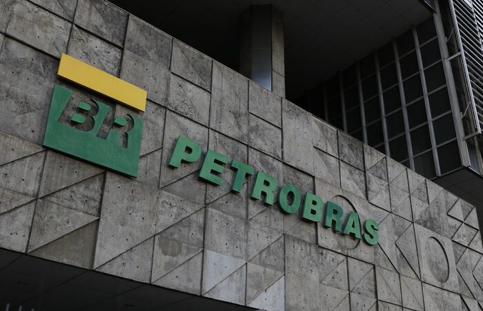 Novo valor já começa a valer a partir desta quinta-feira/Crédito: Fernando Frazão/Agência Brasil Novo valor já começa a valer a partir desta quinta-feira/Crédito: Fernando Frazão/Agência Brasil