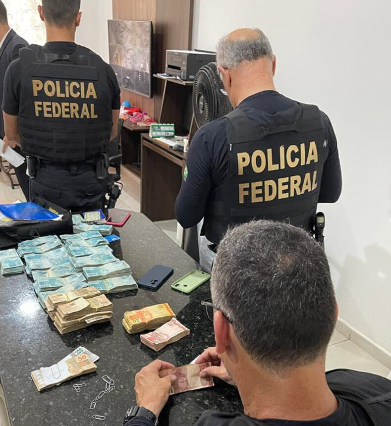 Foram cumpridos 35 mandados de busca e apreensão e três mandados de prisões preventivas./Foto: Divulgação/PFPE Foram cumpridos 35 mandados de busca e apreensão e três mandados de prisões preventivas./Foto: Divulgação/PFPE