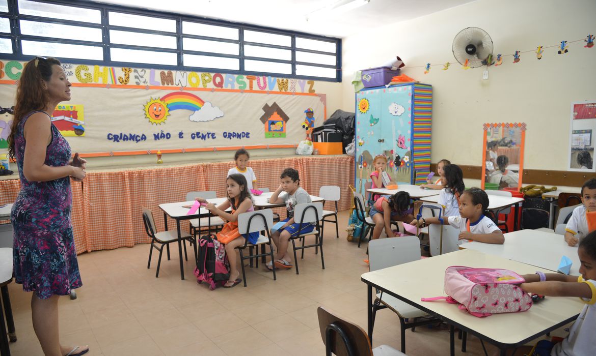 Educação Infantil abrange crianças de 0 a 5 anos e concentra 71,4%  do total de estudantes das redes municipais de ensino/Elza Fiúza - Agência Brasil 05jul2016