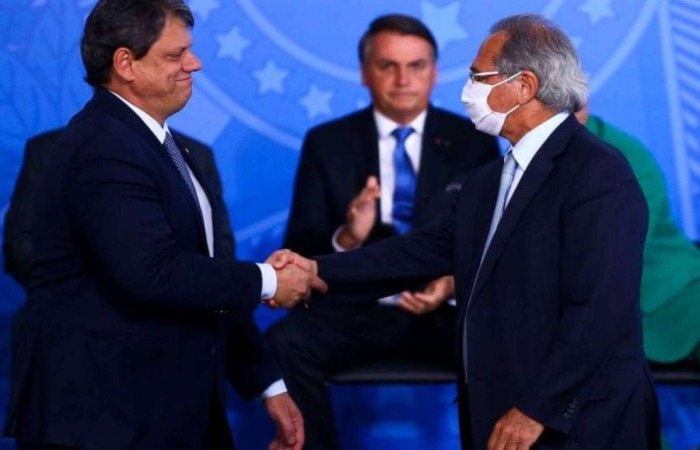Aliados de Jair Bolsonaro (PL) começam a se reposicionar junto aos governadores eleitos sob a tutela do presidente (Crédito: Marcelo Camargo/Agência Brasil) Aliados de Jair Bolsonaro (PL) começam a se reposicionar junto aos governadores eleitos sob a tutela do presidente/Crédito: Marcelo Camargo/Agência Brasil