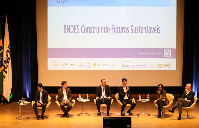 Anúncio foi feito pelo diretor de Finanças do banco (Crédito: Tânia Rêgo/Agência Brasil) Anúncio foi feito pelo diretor de Finanças do banco/Crédito: Tânia Rêgo/Agência Brasil