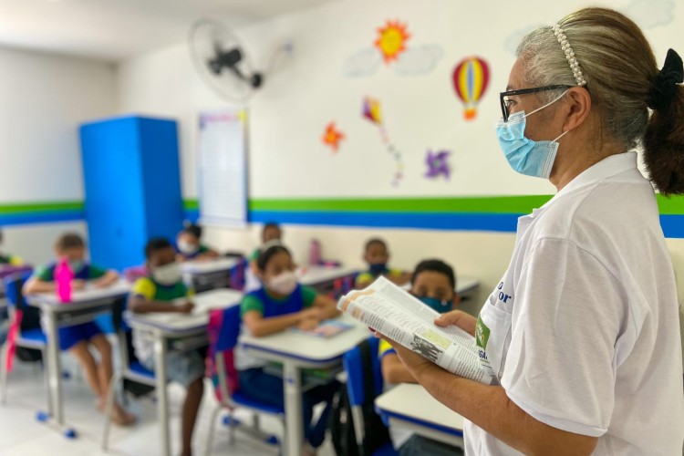 Os salários podem passar de R$ 5 mil e as inscrições estão abertas até janeiro./Divulgação Os salários podem passar de R$ 5 mil e as inscrições estão abertas até janeiro./Divulgação