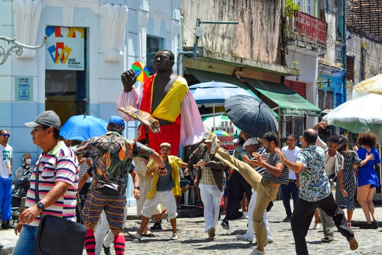 A comemoração aconteceu no Pátio de São Pedro, no centro do Recife./Taylinne Barret/DP Foto