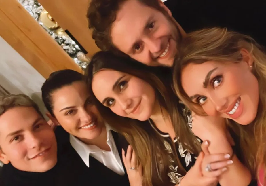 Christian Cha%u0301vez, Maite Perroni, Dulce Maria, Christopher Uckermann e Anahí se reúnem para reencontro com fãs/Crédito: Reprodução/Instagram Christian Cha%u0301vez, Maite Perroni, Dulce Maria, Christopher Uckermann e Anahí se reúnem para reencontro com fãs/Crédito: Reprodução/Instagram